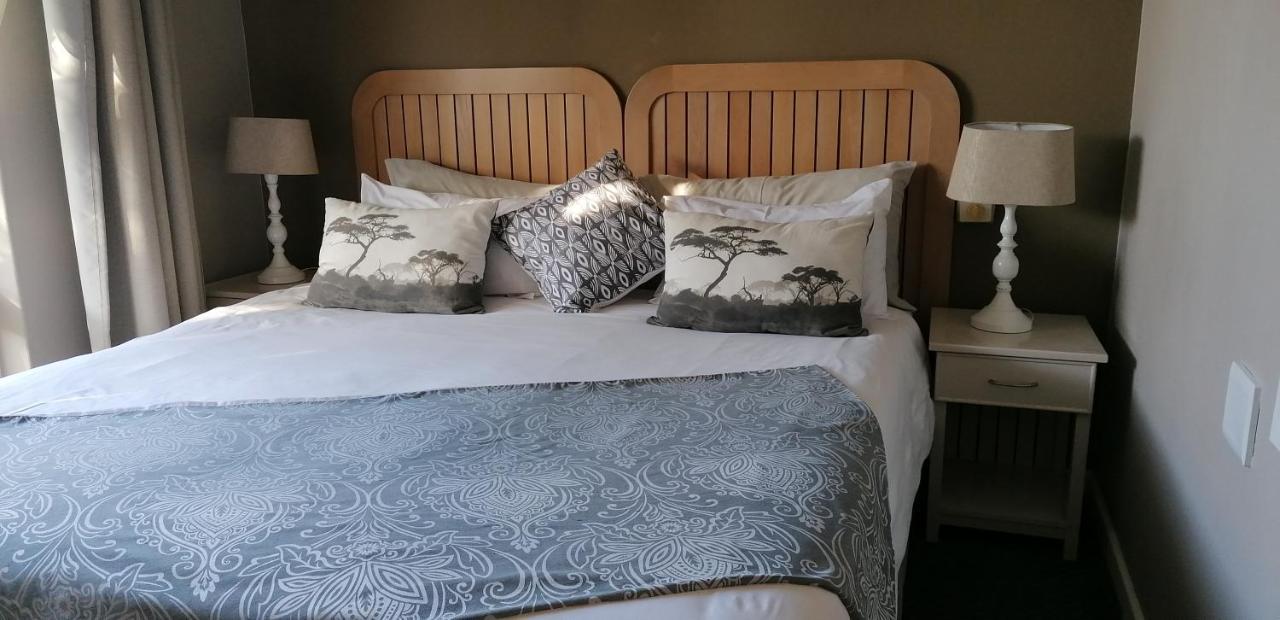 Cape Town Beachfront Apartments At Leisure Bay Extérieur photo