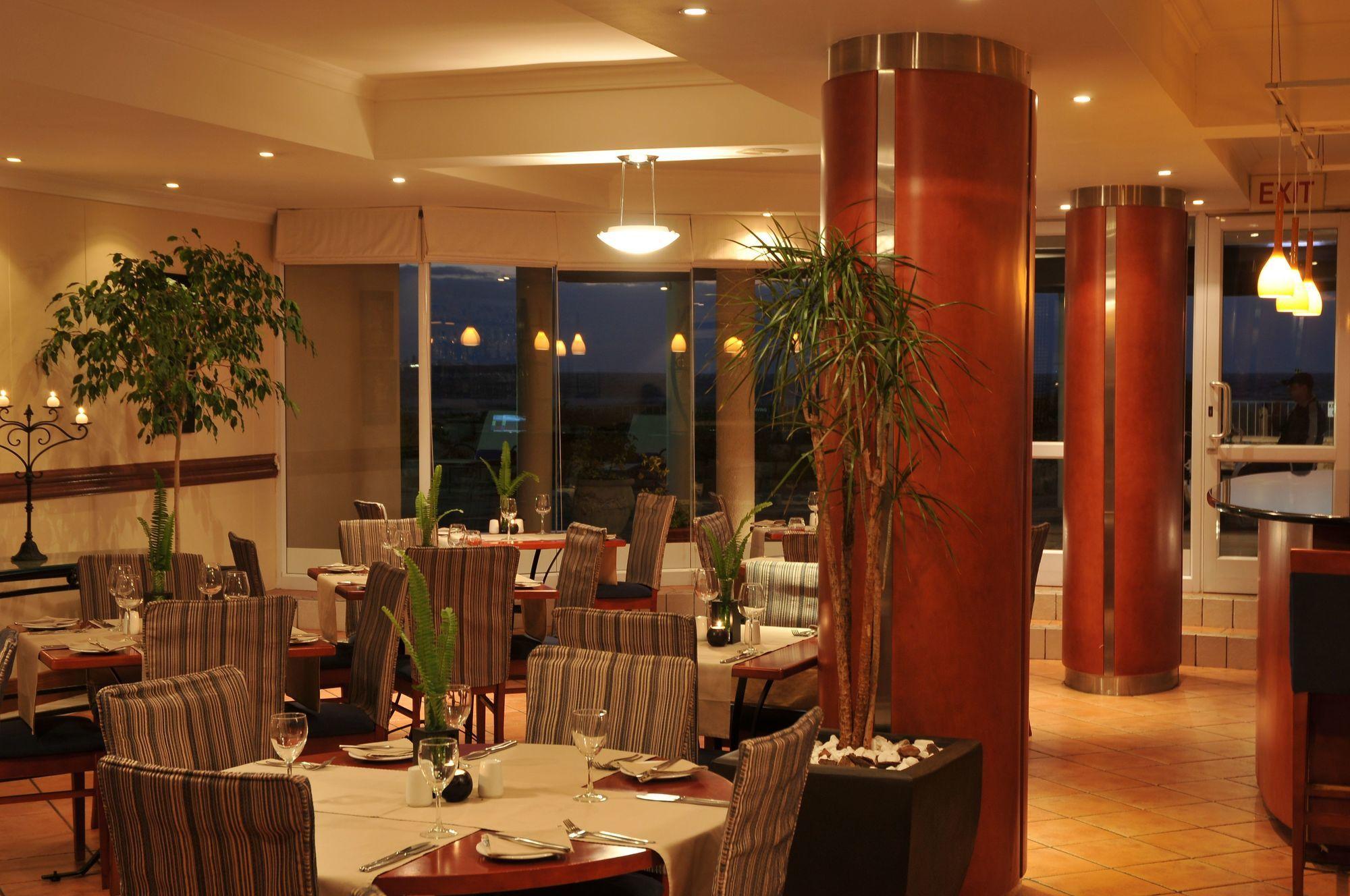 Cape Town Beachfront Apartments At Leisure Bay Extérieur photo