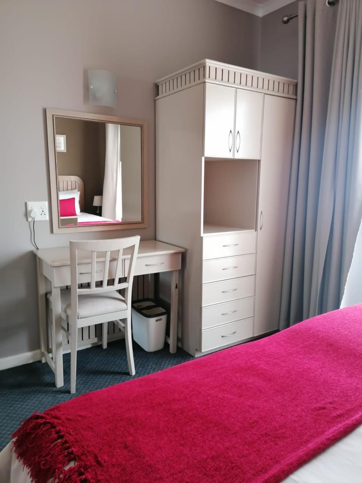 Cape Town Beachfront Apartments At Leisure Bay Extérieur photo