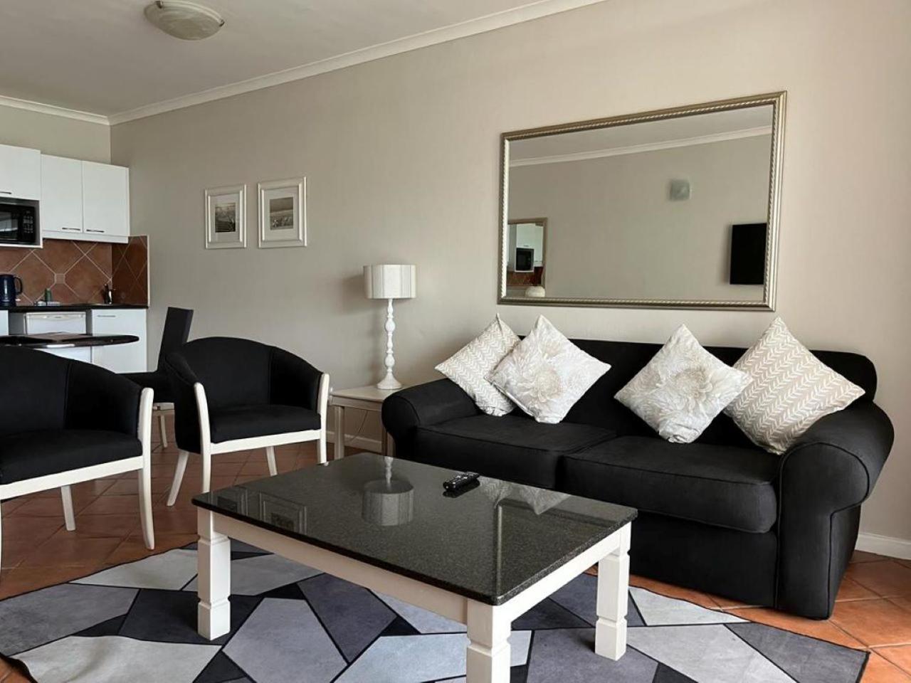 Cape Town Beachfront Apartments At Leisure Bay Extérieur photo