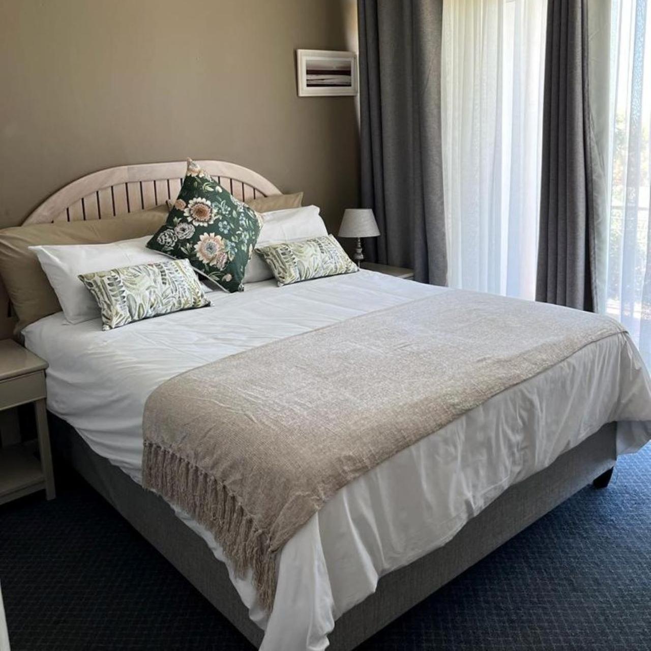 Cape Town Beachfront Apartments At Leisure Bay Extérieur photo